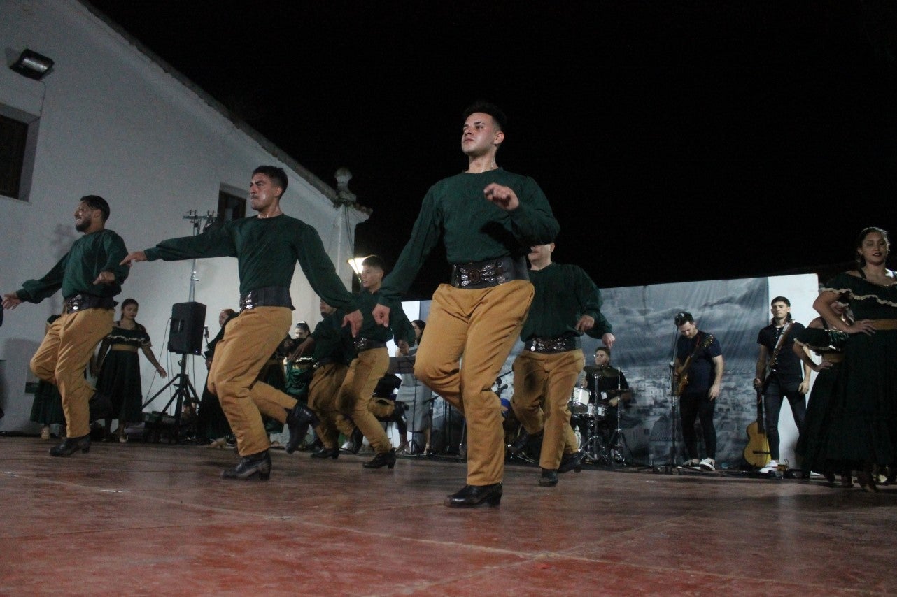Fotos: Festival Folklórico de los Pueblos del Mundo de Extremadura (II)