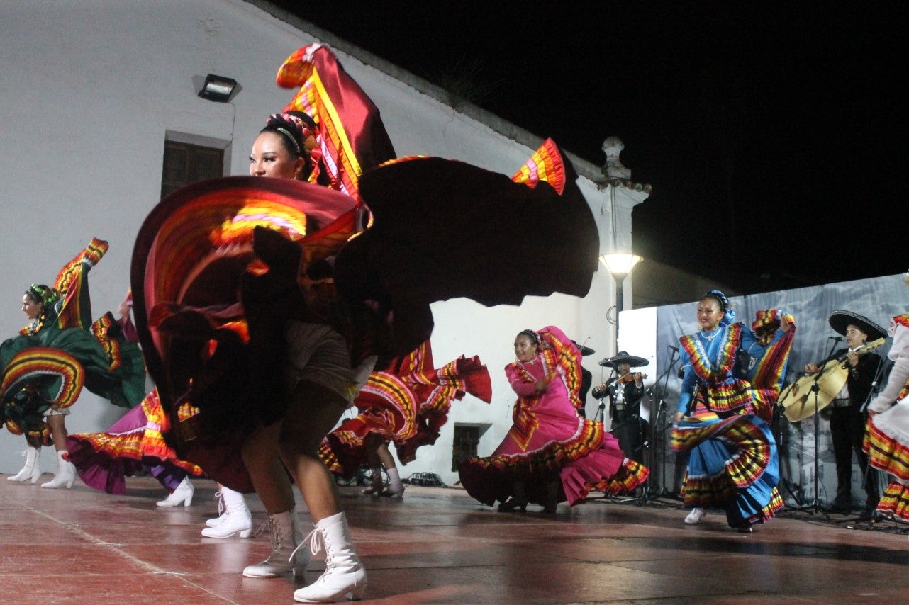 Fotos: Festival Folklórico de los Pueblos del Mundo de Extremadura (II)