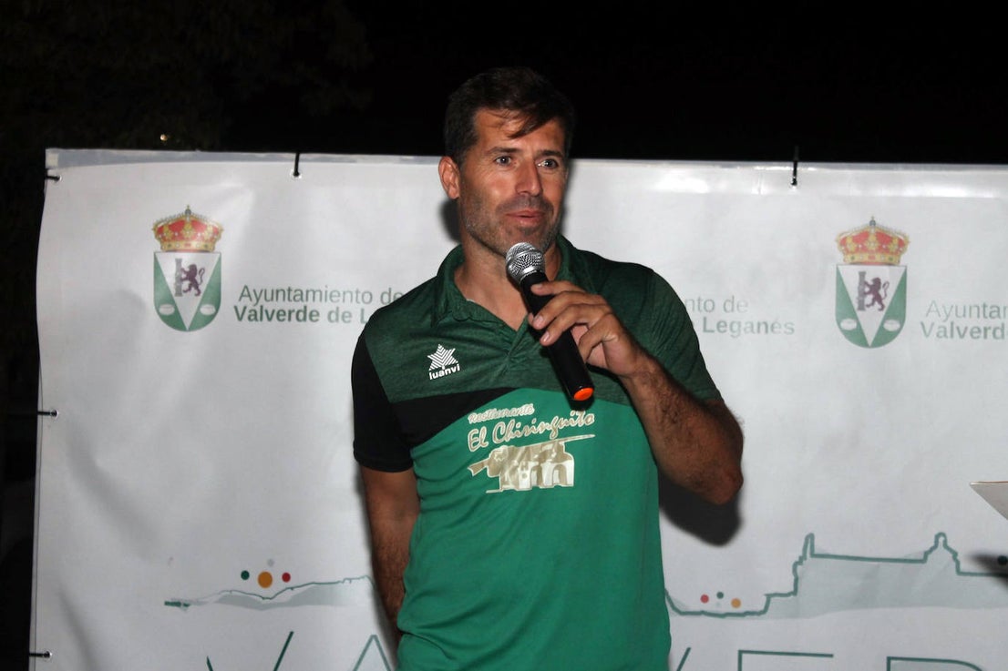 Fotos: Presentación de las plantillas y equipaciones del Racing Valverdeño