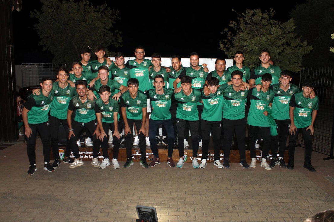 Fotos: Presentación de las plantillas y equipaciones del Racing Valverdeño