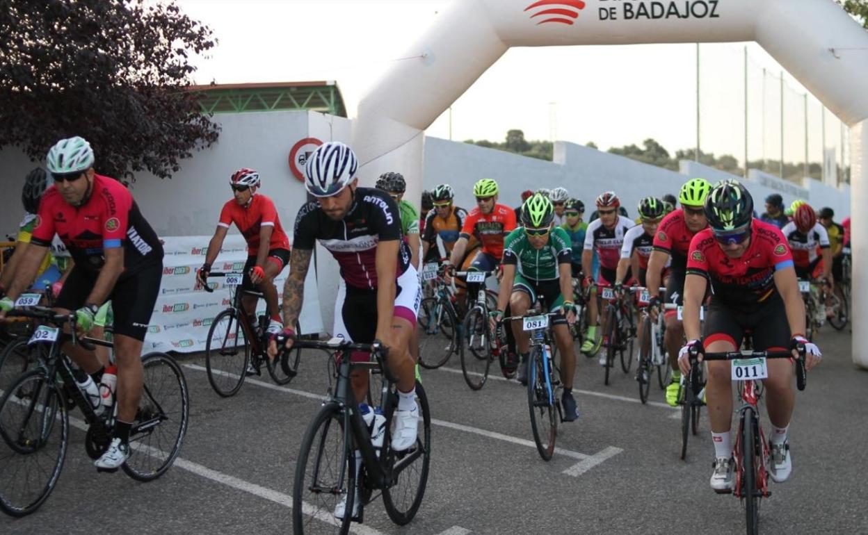 Ciclismo: Más de 120 ciclistas se darán cita este domingo en el III Memorial 'El Alemán'