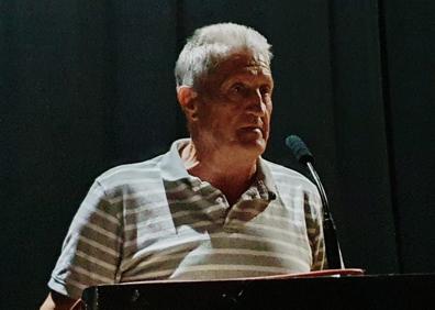 Imagen secundaria 1 - 1- Público asistente a la gala. 2- Luis Zahiños. 3- Kiko Amaya