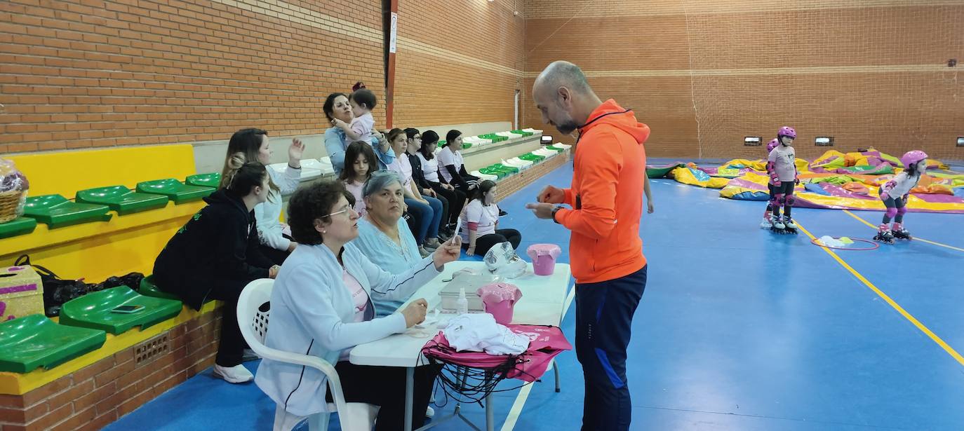 Fotos: Concentración Deportiva en la Semana contra el Cáncer de Mama
