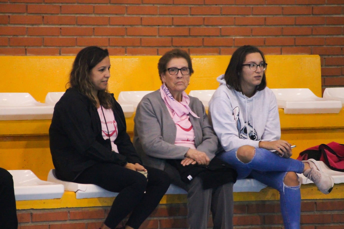 Fotos: Concentración Deportiva en la Semana contra el Cáncer de Mama