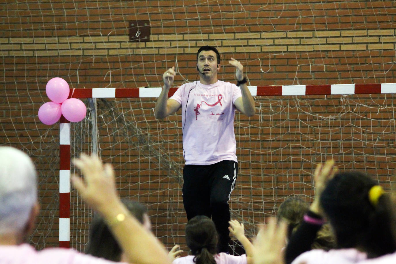 Fotos: Concentración Deportiva en la Semana contra el Cáncer de Mama