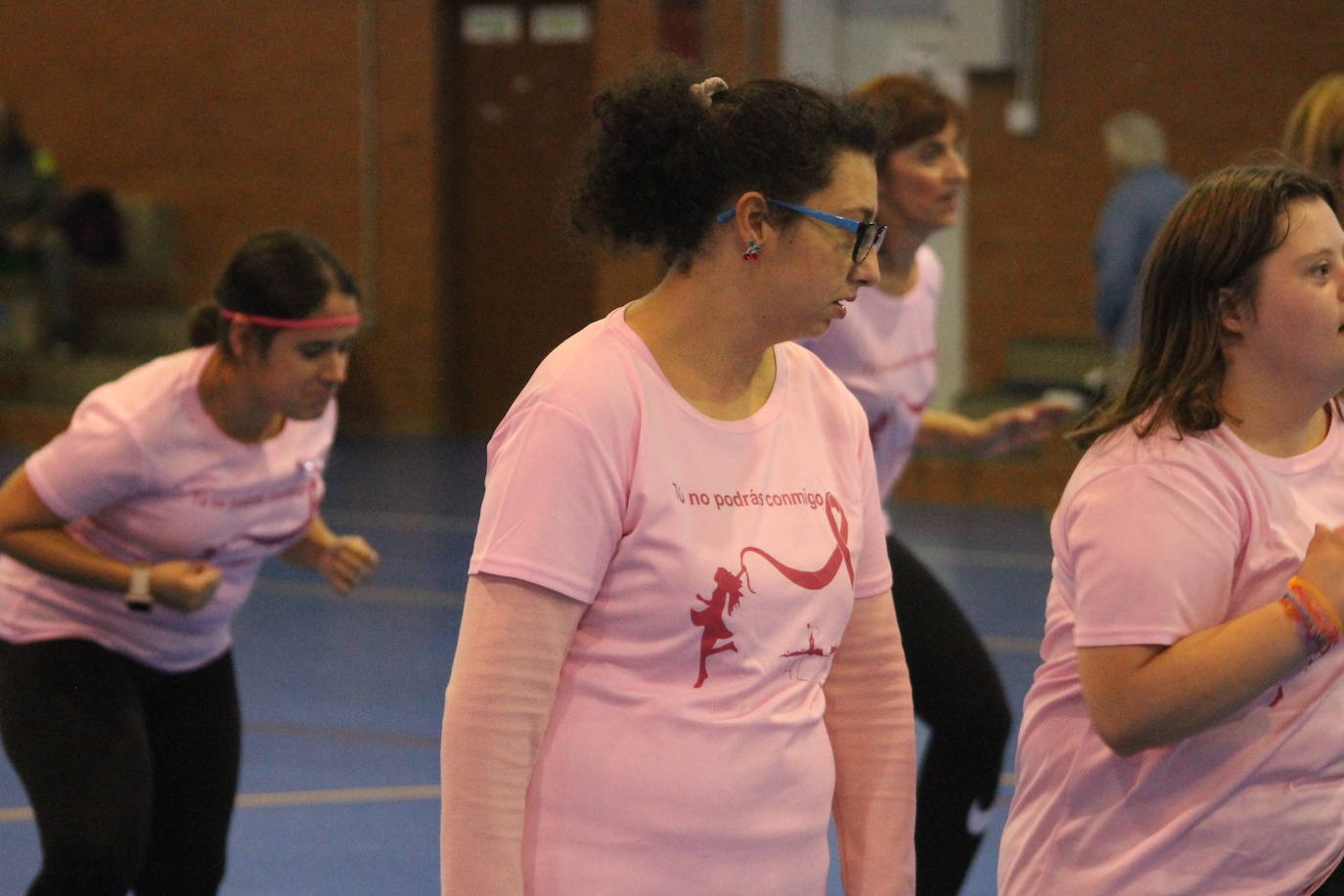 Fotos: Concentración Deportiva en la Semana contra el Cáncer de Mama