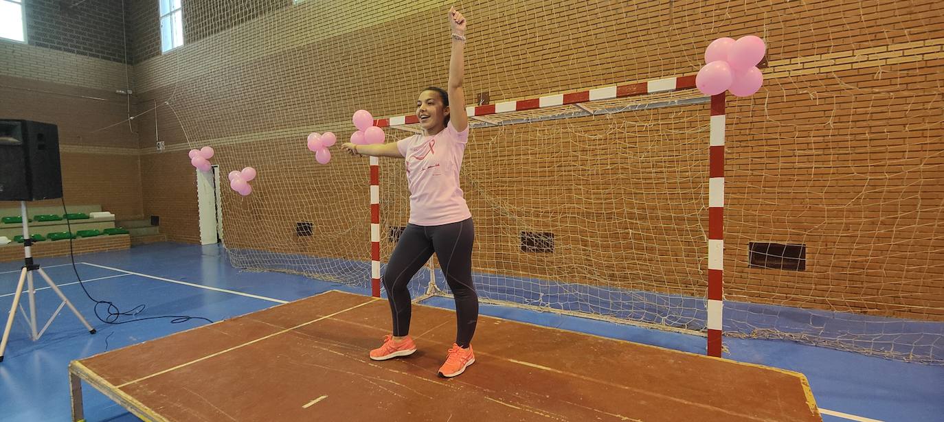 Fotos: Concentración Deportiva en la Semana contra el Cáncer de Mama