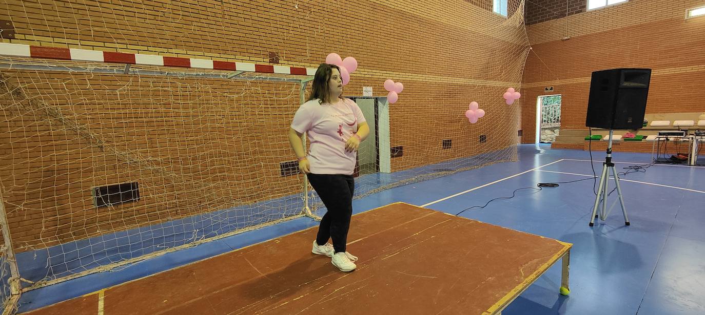 Fotos: Concentración Deportiva en la Semana contra el Cáncer de Mama