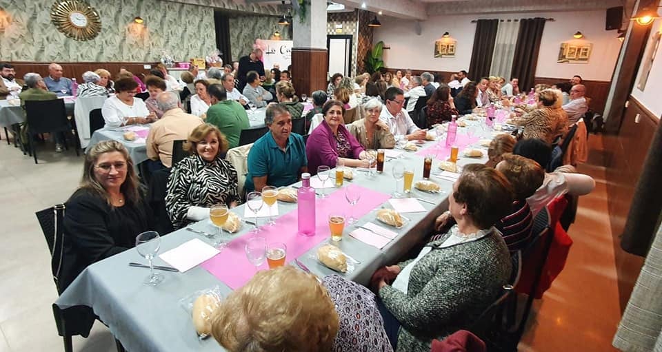 Fotos: Cena solidaria contra el Cáncer de Mama