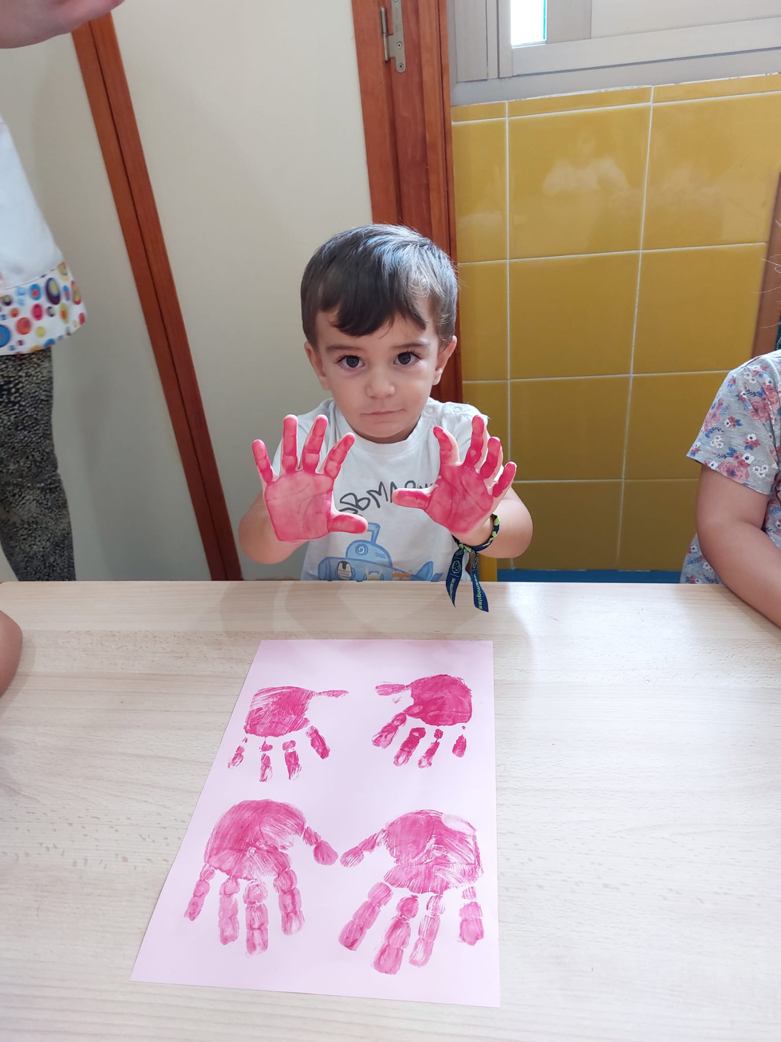 Fotos: Lucha contra el Cáncer de mama en el Centro de Día y el Centro de Educación Infantil