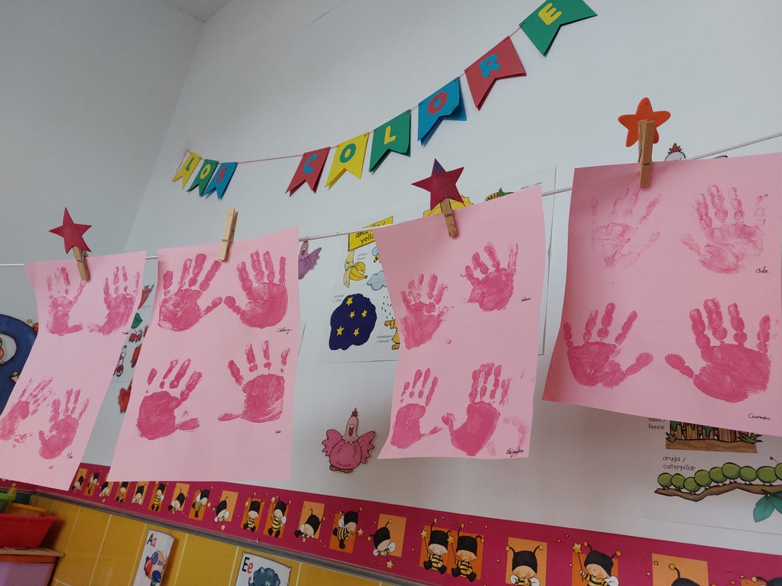 Fotos: Lucha contra el Cáncer de mama en el Centro de Día y el Centro de Educación Infantil