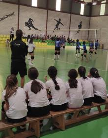 Imagen secundaria 2 - Algunas imágenes de los partidos disputados