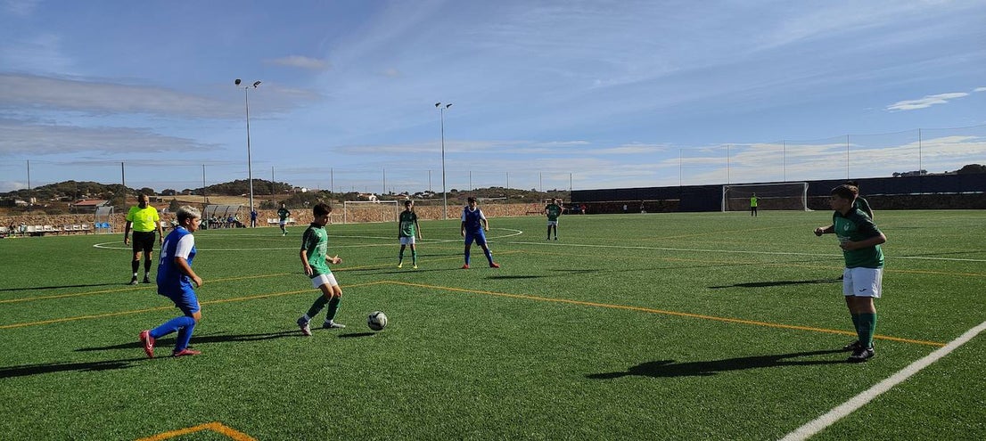 Fotos: Infantiles EMD Valverde - San Roque C