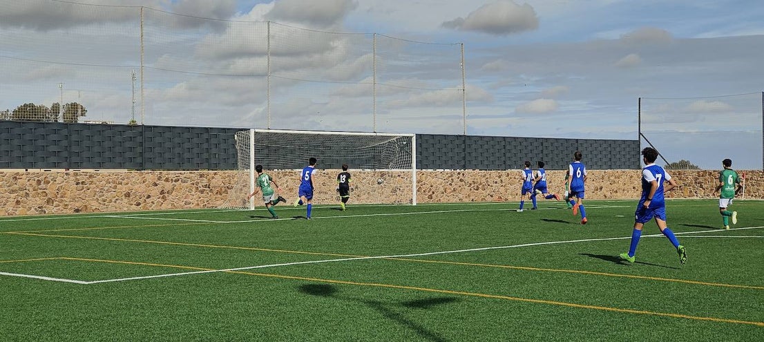 Fotos: Infantiles EMD Valverde - San Roque C