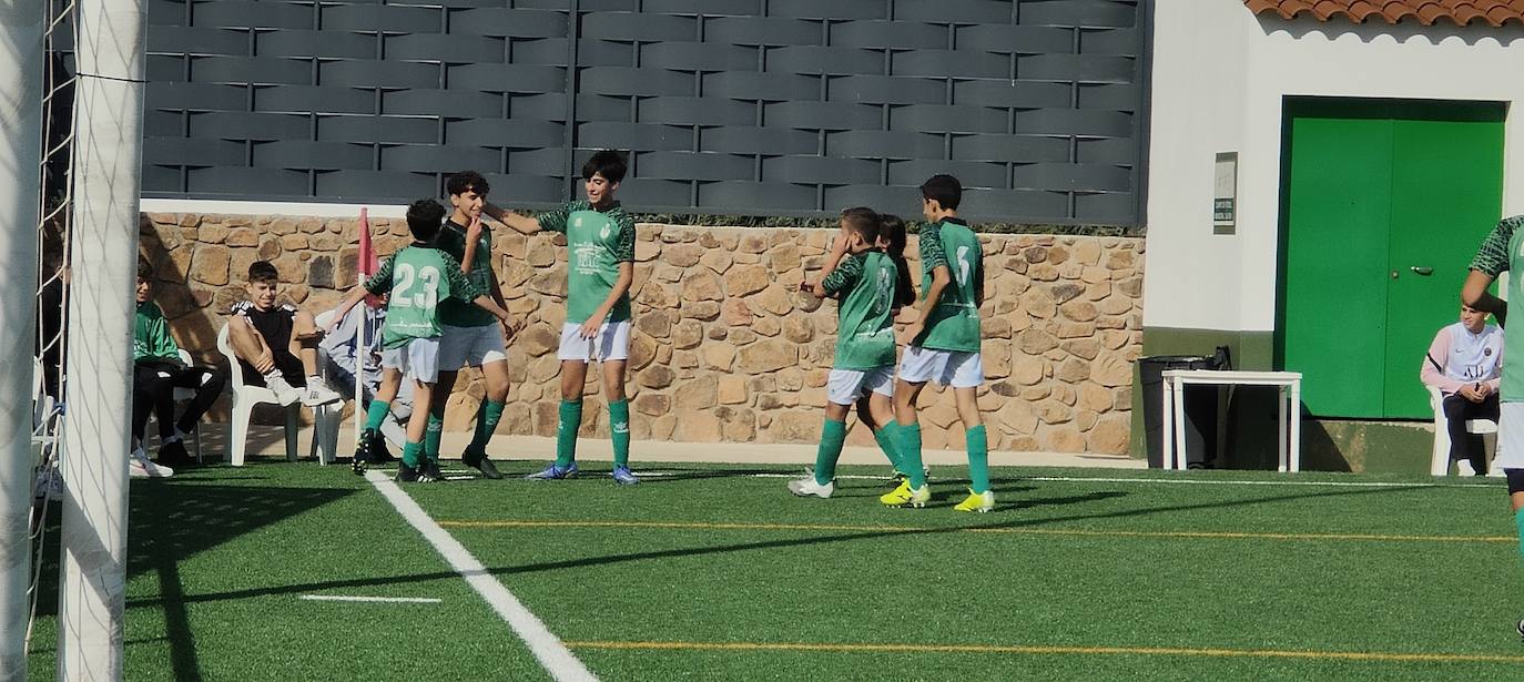 Fotos: Infantiles EMD Valverde - San Roque C