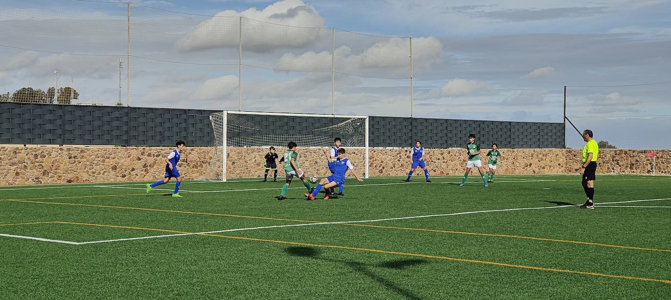 Fotos: Infantiles EMD Valverde - San Roque C