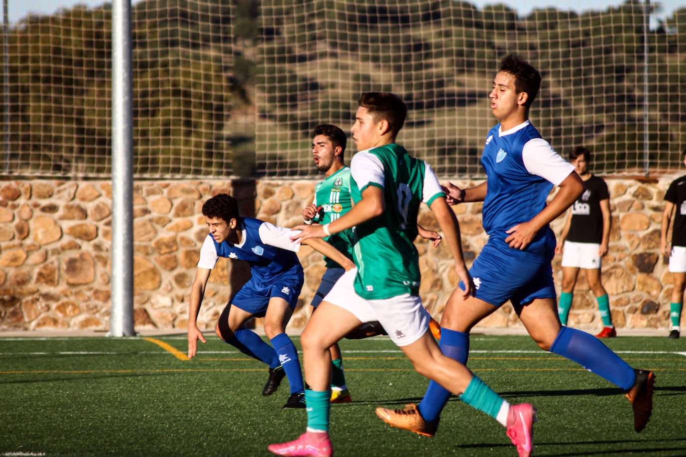 Fotos: Juveniles: Racing Valverdeño - San Roque
