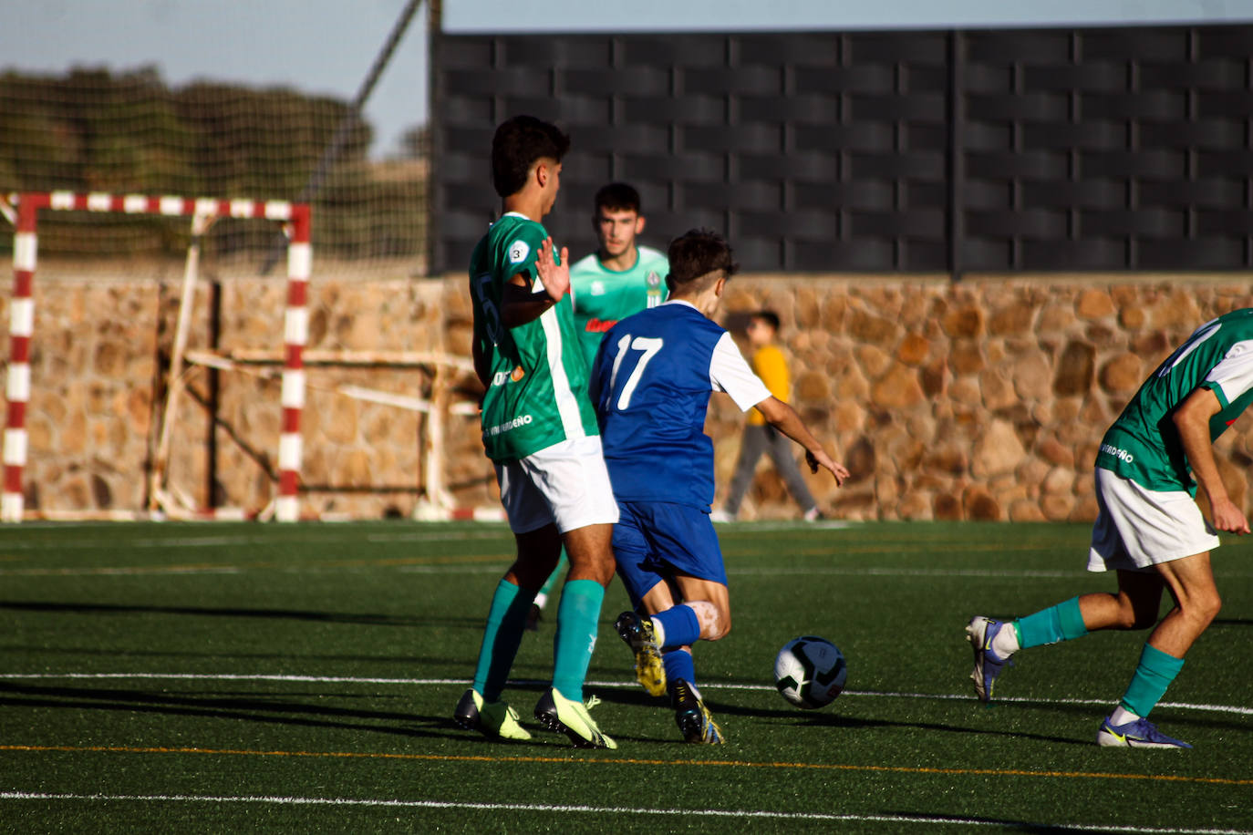 Fotos: Juveniles: Racing Valverdeño - San Roque