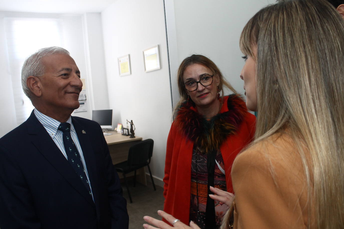 Fotos: Inauguración Centro de Impulso Comercial y Profesional 'La Fontanina'