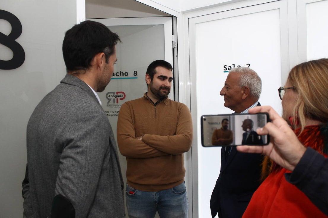 Fotos: Inauguración Centro de Impulso Comercial y Profesional 'La Fontanina'