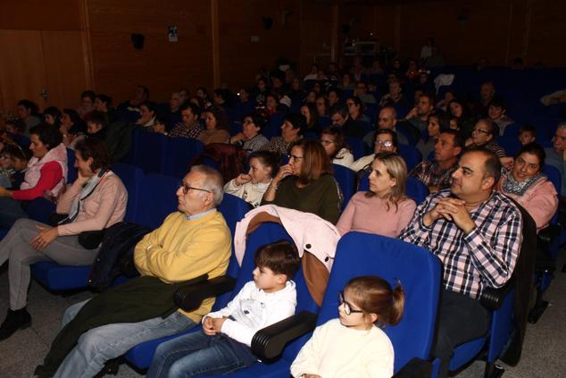 Fotos: Concierto de Navidad de la Escuela Municipal de Música