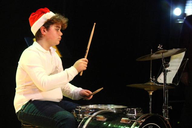 Fotos: Concierto de Navidad de la Escuela Municipal de Música
