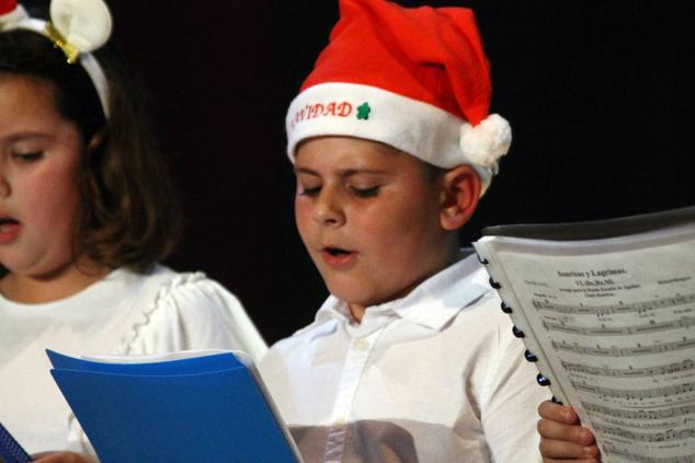 Fotos: Concierto de Navidad de la Escuela Municipal de Música