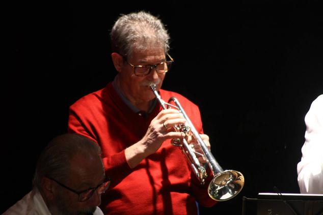 Fotos: Concierto de Navidad de la Escuela Municipal de Música