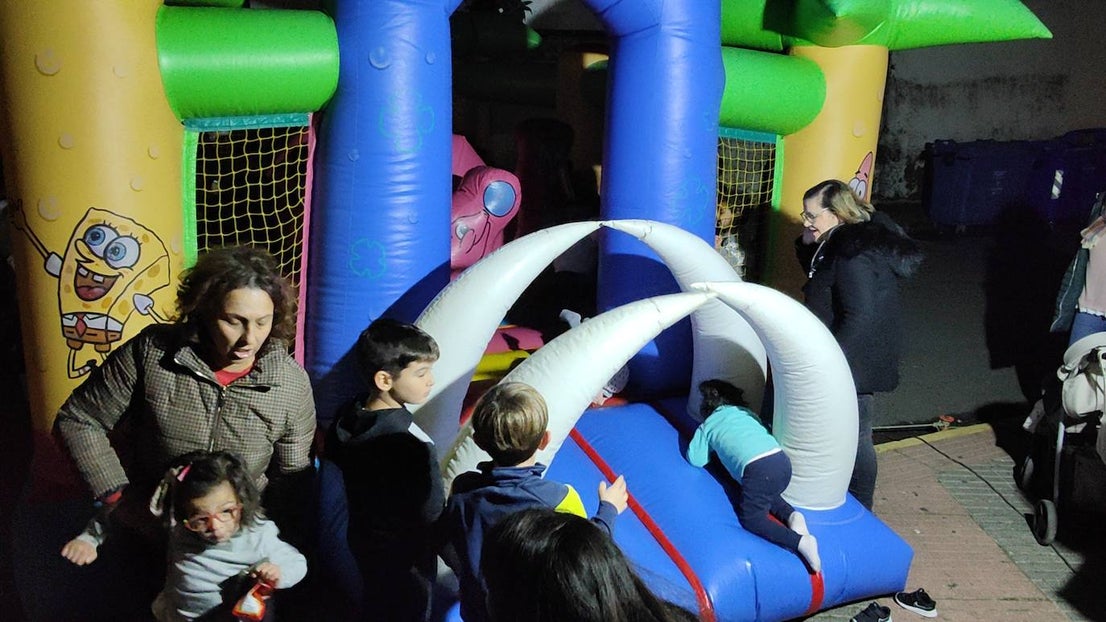 Fotos: Castañas Asadas e hinchables en 'Adoro el shopping local'