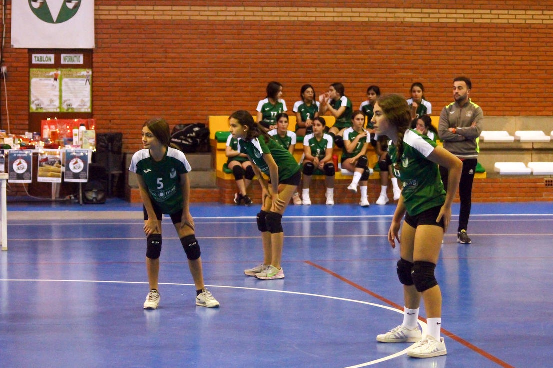Fotos: Voleibol Infantil Valverde - Villanueva del Fresno