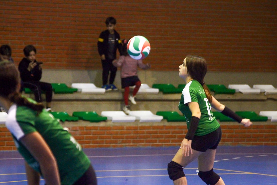 Fotos: Voleibol Infantil Valverde - Villanueva del Fresno