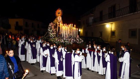 Este viernes santo hay dos procesiones, la del Santo Entierro y la del Silencio