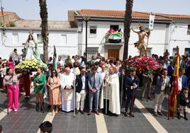 Tras el encuentro entre Jesús Resucitado y la Virgen