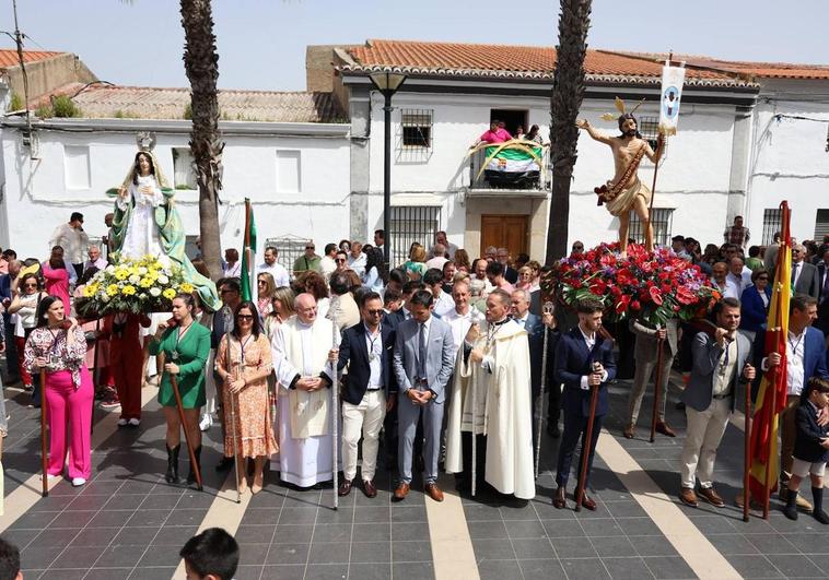 Tras el encuentro entre Jesús Resucitado y la Virgen