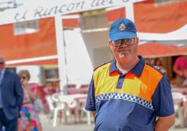 José Luis, justo antes del inicio de las procesiones de Protección Civil