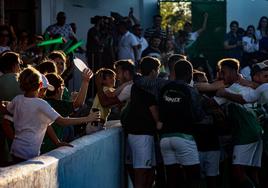 Celebración del gol de Luis, el primero ante La Garrovilla