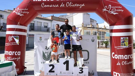 El valverdeño Luis Ramón Quiterio vence en el VIII Cross 'Vive la Trashumancia'