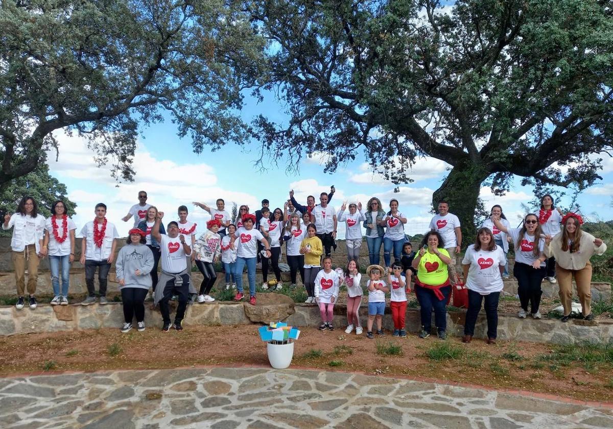 La Asociación para la Donación de Médula Ósea organiza un respiro familiar en El Rebellao