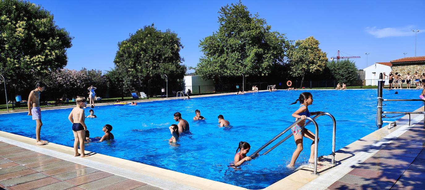 Apertura de la piscina municipal