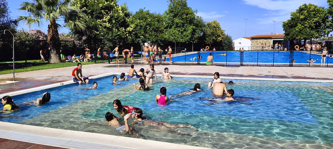 Apertura de la piscina municipal