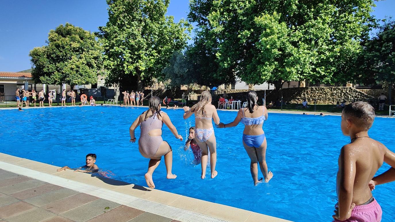 Apertura de la piscina municipal