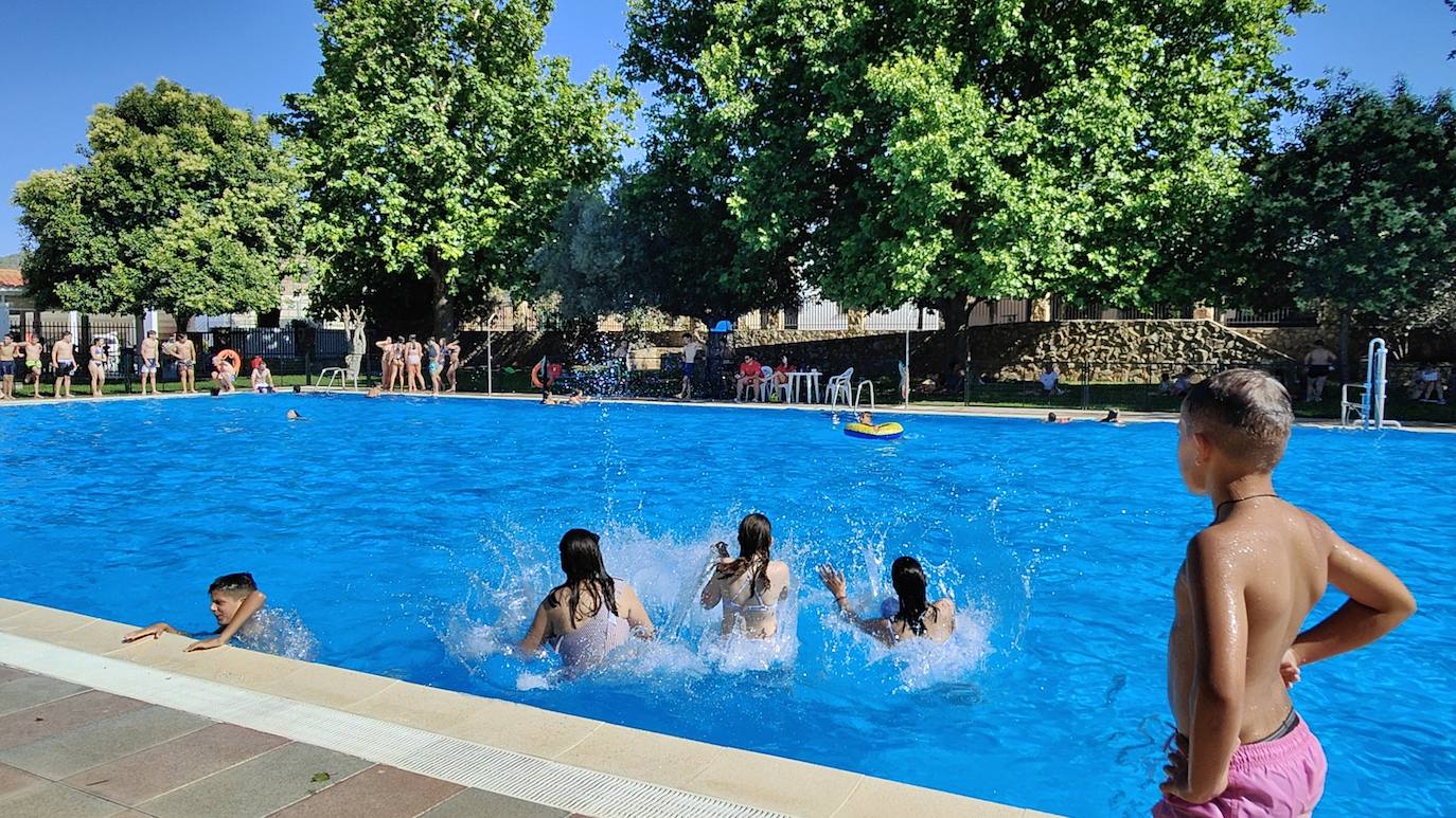 Apertura de la piscina municipal