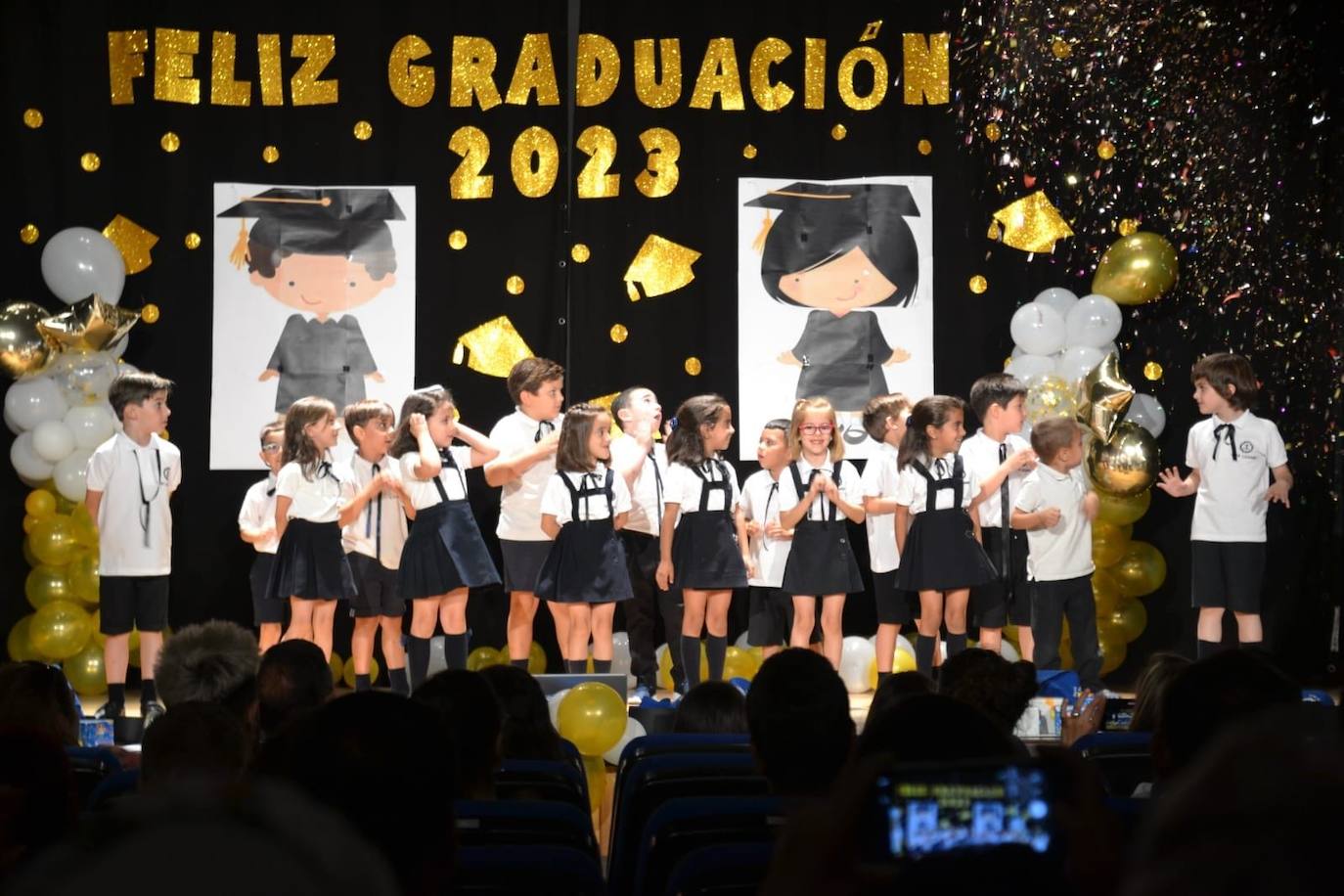 Graduaciones del Colegio &#039;Cristo Crucificado&#039;