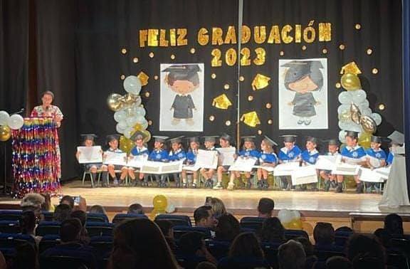 Graduaciones del Colegio &#039;Cristo Crucificado&#039;