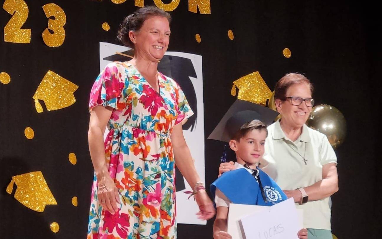 Graduaciones del Colegio &#039;Cristo Crucificado&#039;