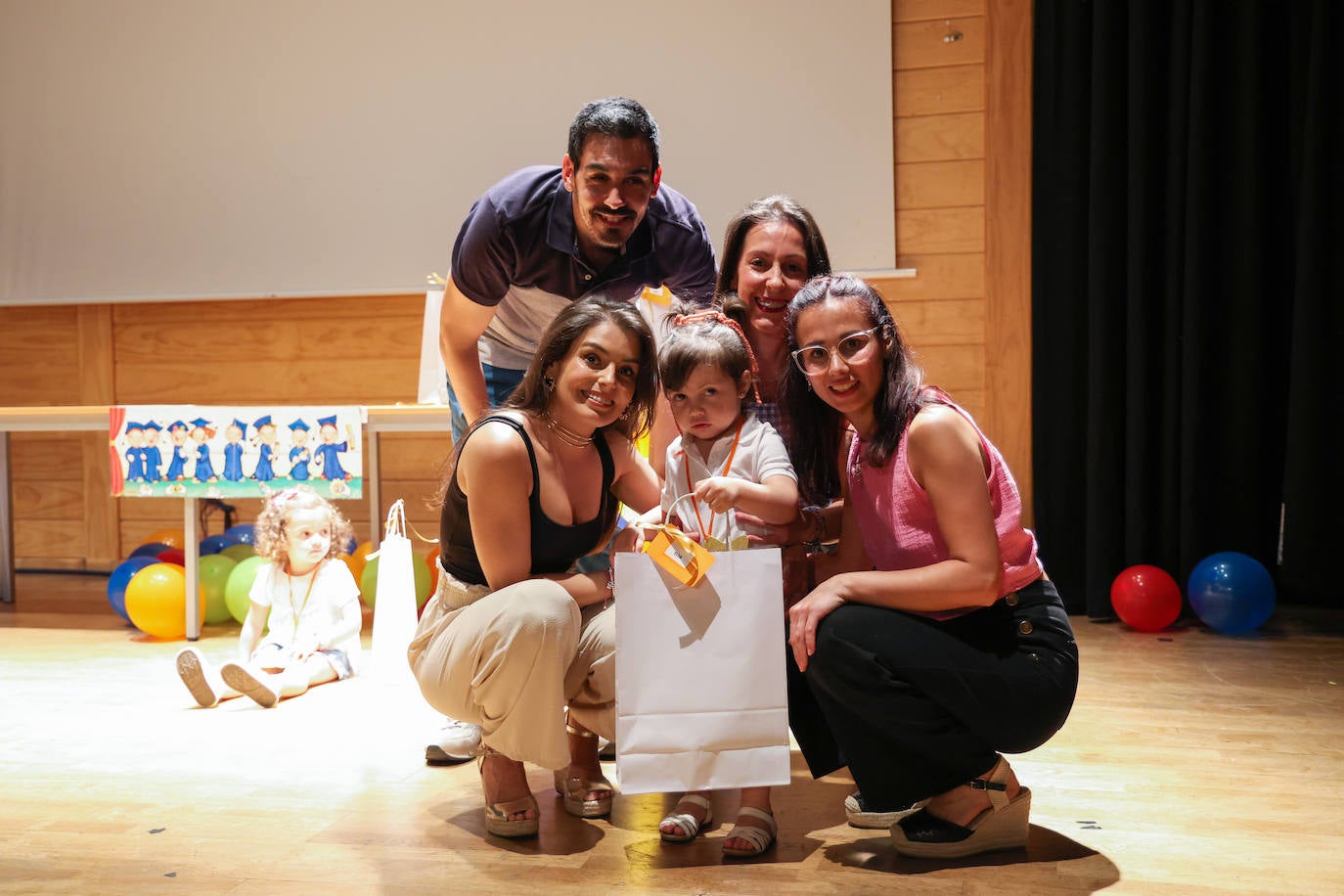 Graduación del Centro de Educación Infantil &#039;7 Deseos&#039; (II)