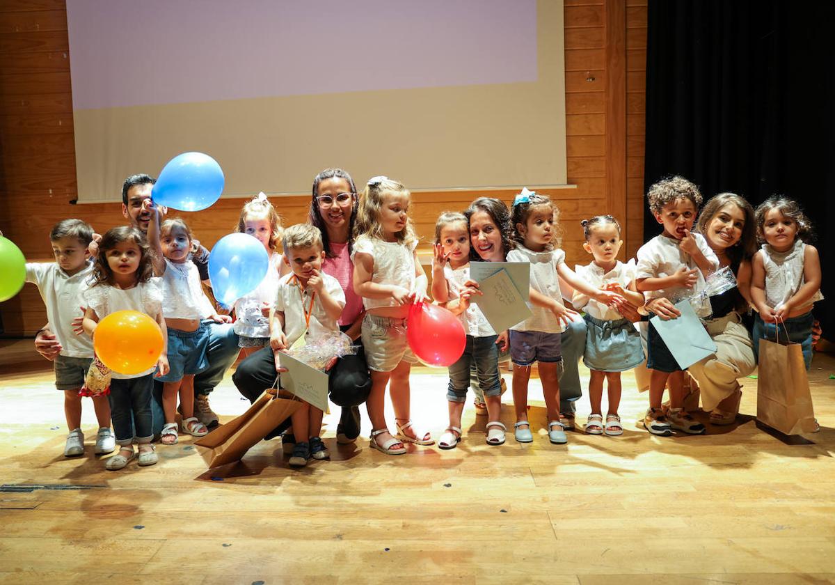 Graduación del Centro de Educación Infantil '7 Deseos' (II)
