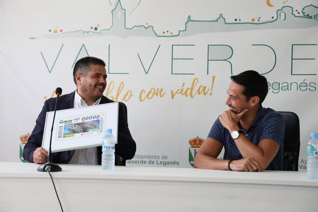 Presentación del Cupón con el Almendro Real