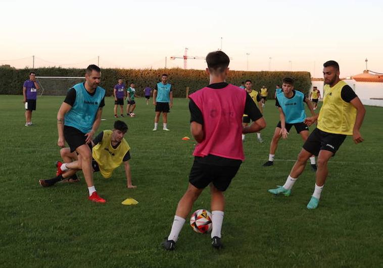 Primer entrenamiento del equipo