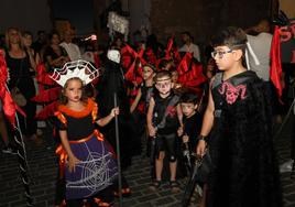 Desfile Infantil La Diabla